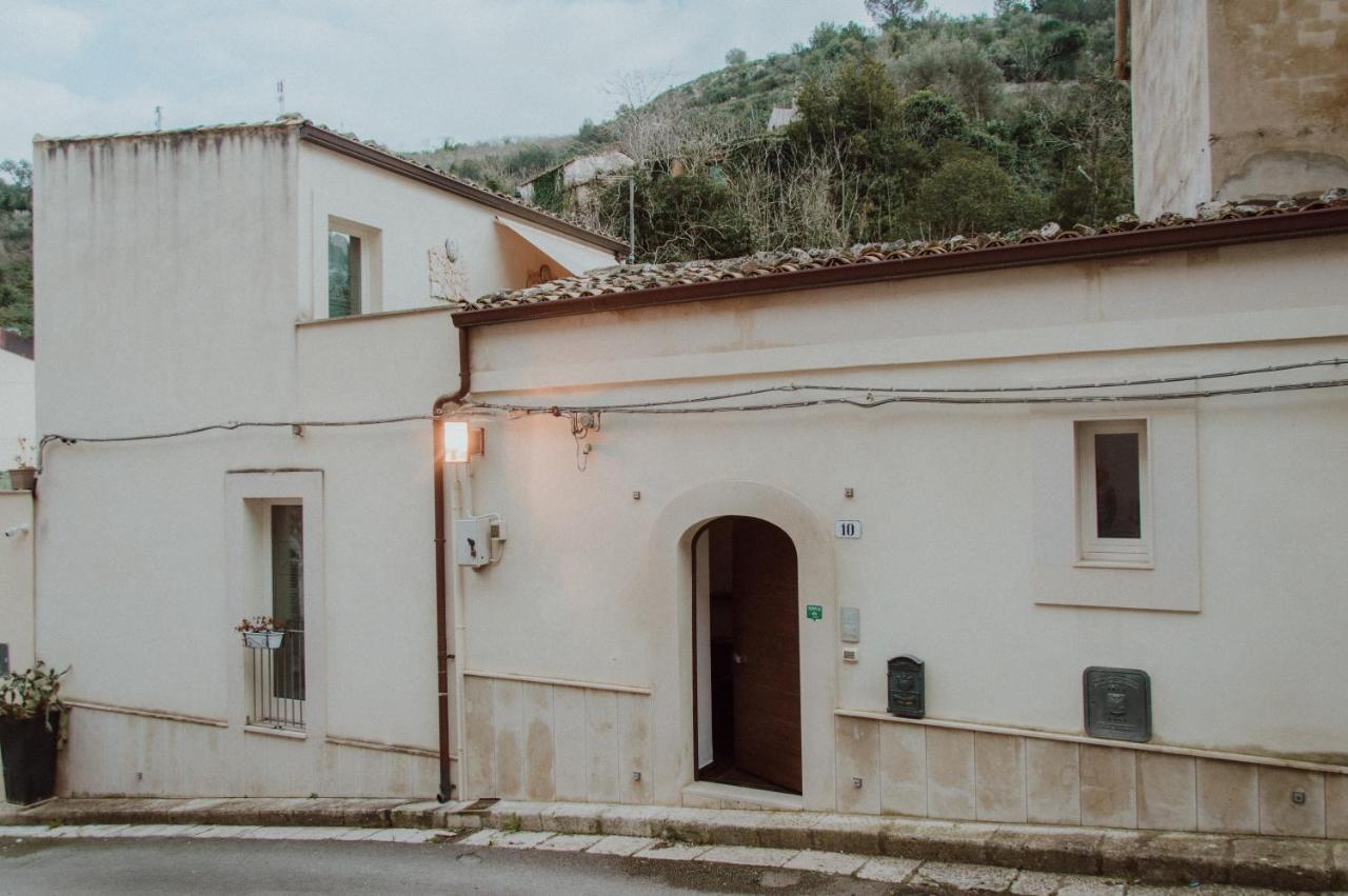A Casa Di Grazia Bed & Breakfast รากูซา ภายนอก รูปภาพ