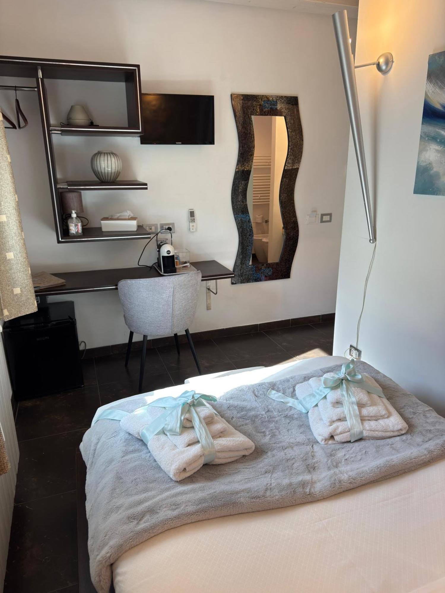 A Casa Di Grazia Bed & Breakfast รากูซา ภายนอก รูปภาพ